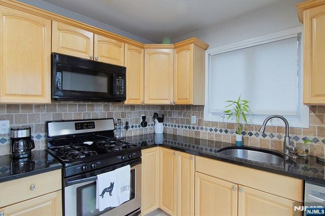 471 N Midland Avenue 10, Saddle Brook, NJ 07663