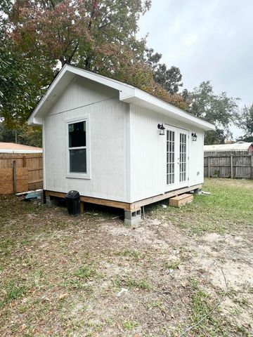 13 Port Dixie Boulevard, Shalimar, FL 32579