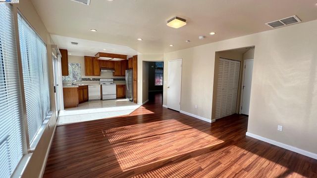 5112 Longdale Ct, Antioch, CA 94531
