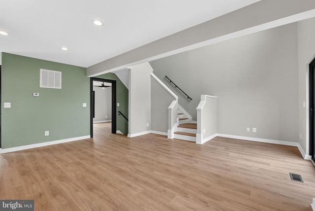 4075 SUPINLICK RIDGE RD, Mount Jackson, VA 22842