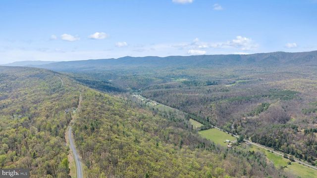 4075 SUPINLICK RIDGE RD, Mount Jackson, VA 22842