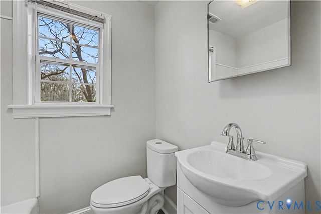 2808 Boston St, Hopewell, VA 23860