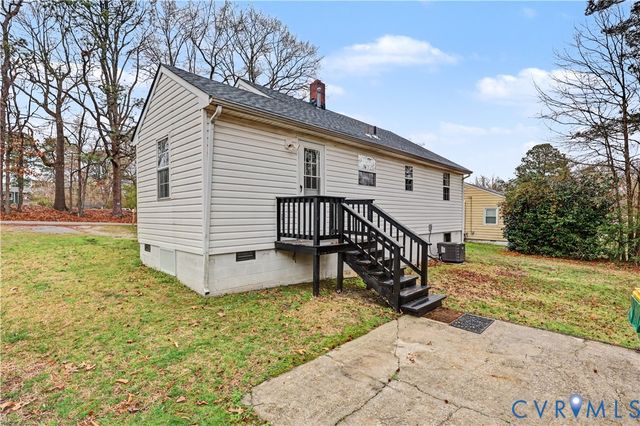 2808 Boston St, Hopewell, VA 23860