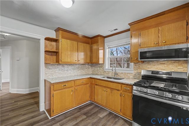 2808 Boston St, Hopewell, VA 23860