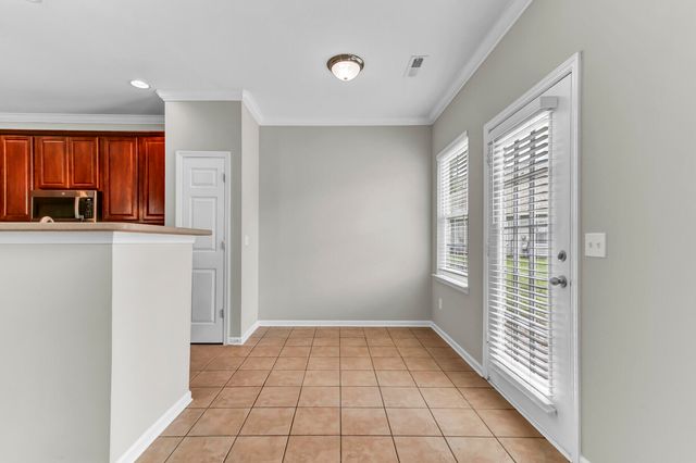 231 Xavier Street, Charleston, SC 29414