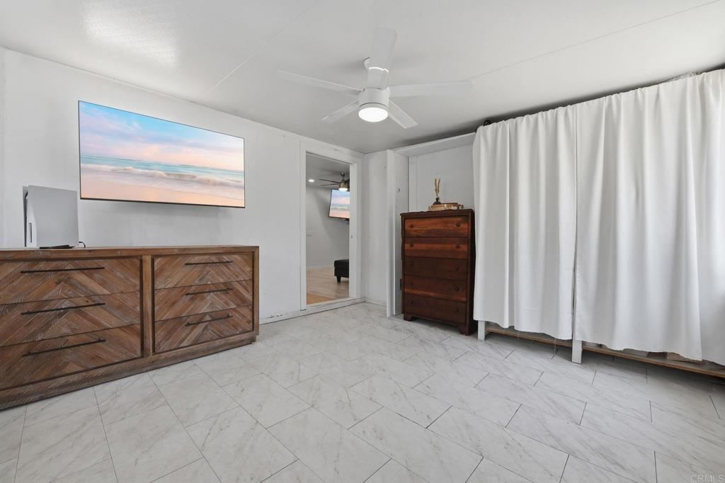 Image 13 of property listing at 656 Parker Street, Oceanside, CA 92057