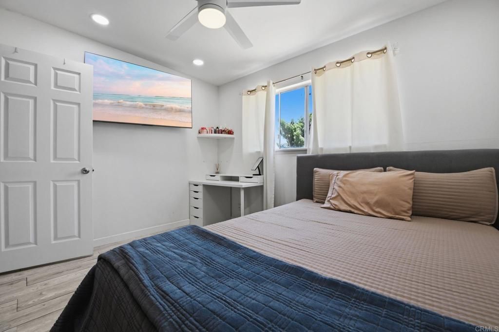Image 19 of property listing at 656 Parker Street, Oceanside, CA 92057