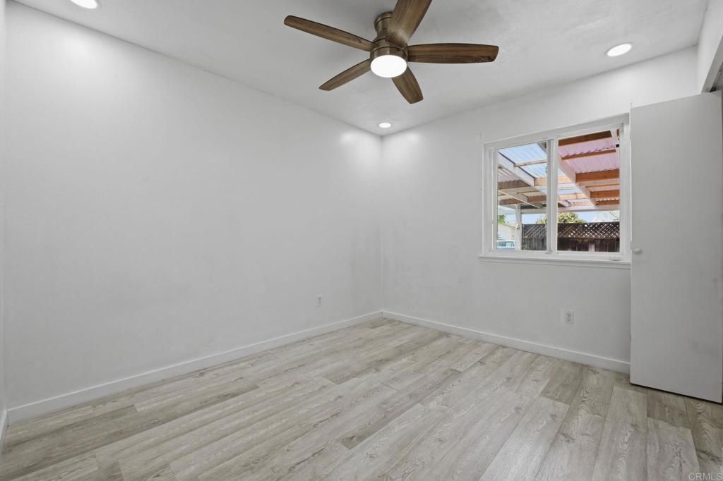 Image 20 of property listing at 656 Parker Street, Oceanside, CA 92057