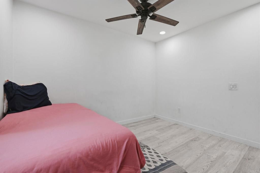 Image 22 of property listing at 656 Parker Street, Oceanside, CA 92057