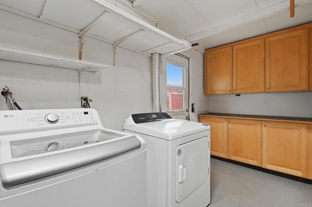 Image 24 of property listing at 656 Parker Street, Oceanside, CA 92057
