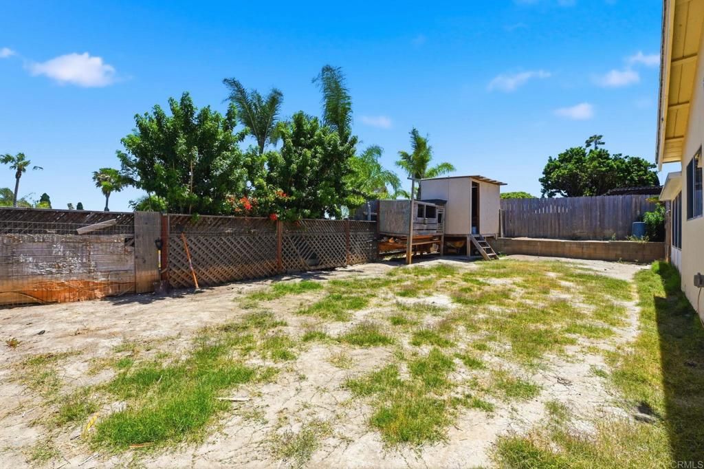 Image 25 of property listing at 656 Parker Street, Oceanside, CA 92057