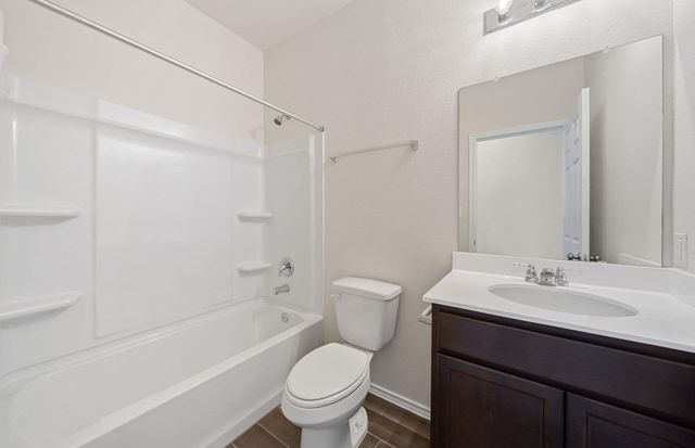 408 Kapok ST, Buda, TX 78610