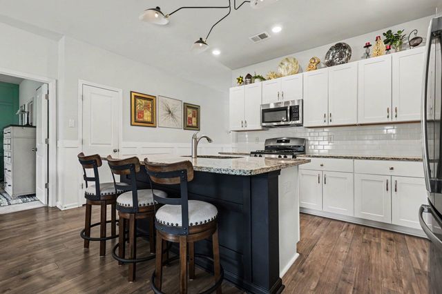 630 Watercliff Dr., Longs, SC 29568