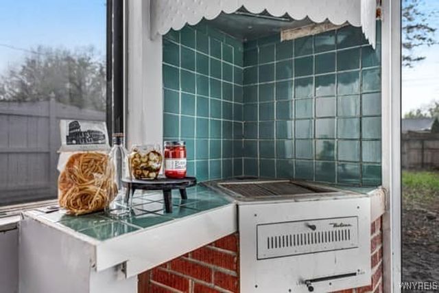 296 Burke Drive, Cheektowaga, NY 14215