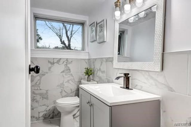 296 Burke Drive, Cheektowaga, NY 14215