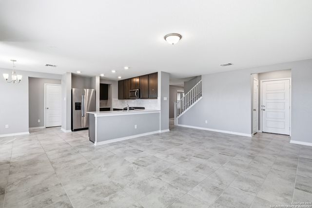 5123 Papalote Garden, Converse, TX 78109