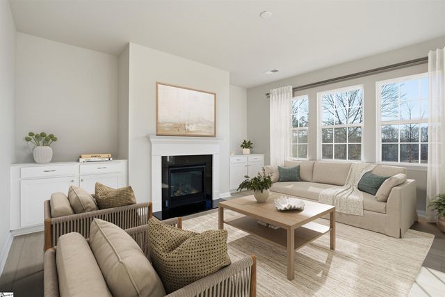 738 N Iron Hill Street, Boiling Springs, SC 29316