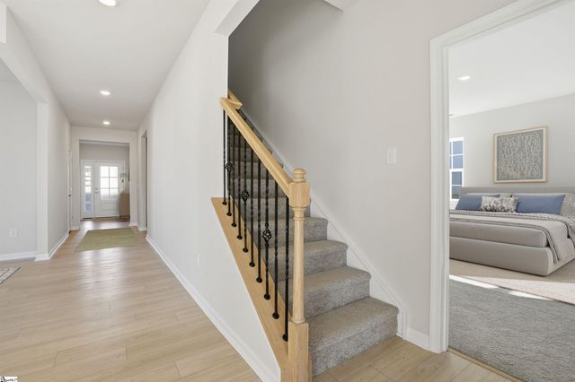 738 N Iron Hill Street, Boiling Springs, SC 29316