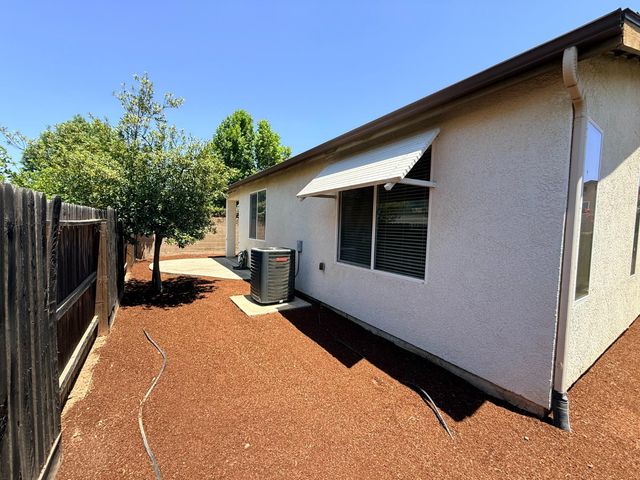 3479 N Hornet Avenue, Fresno, CA 93737