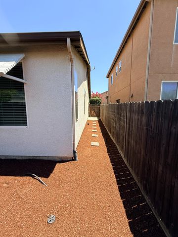 3479 N Hornet Avenue, Fresno, CA 93737