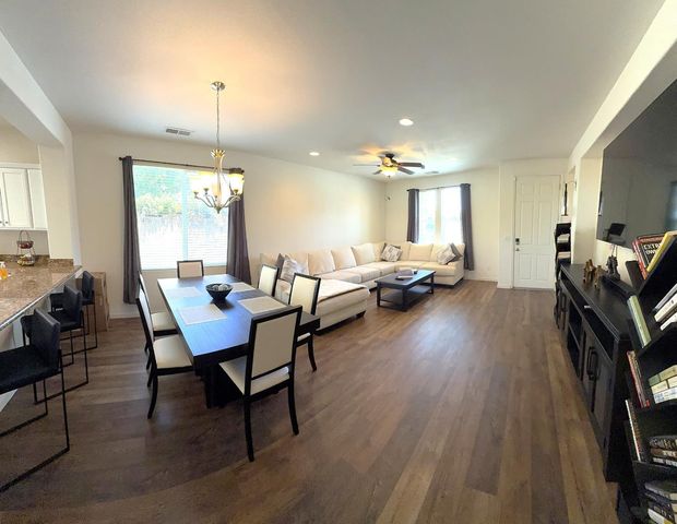 3479 N Hornet Avenue, Fresno, CA 93737