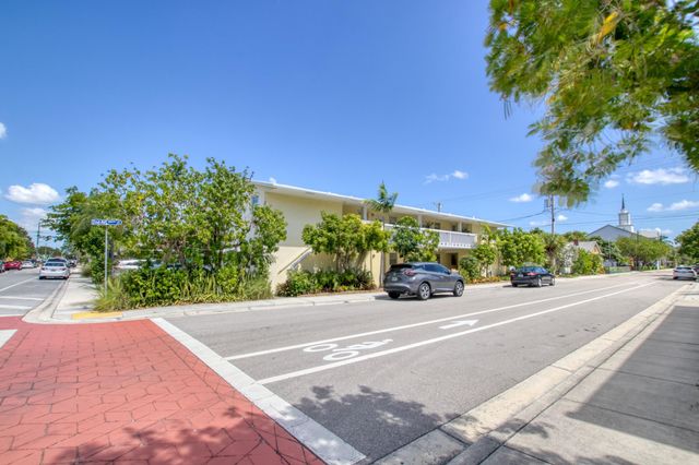 612 2nd Avenue S 3, Lake Worth Beach, FL 33460