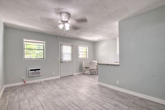 612 2nd Avenue S 3, Lake Worth Beach, FL 33460