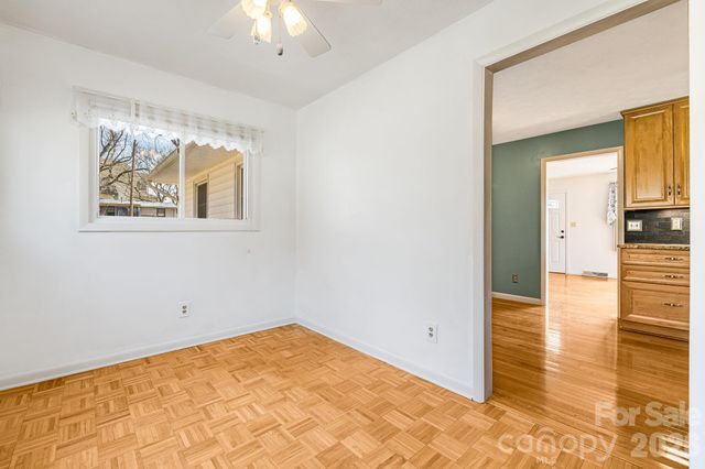 20 Ridge Cross Road, Asheville, NC 28805