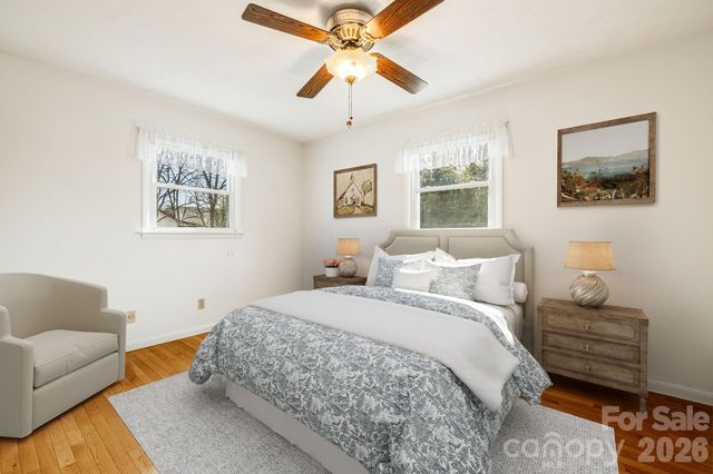 20 Ridge Cross Road, Asheville, NC 28805