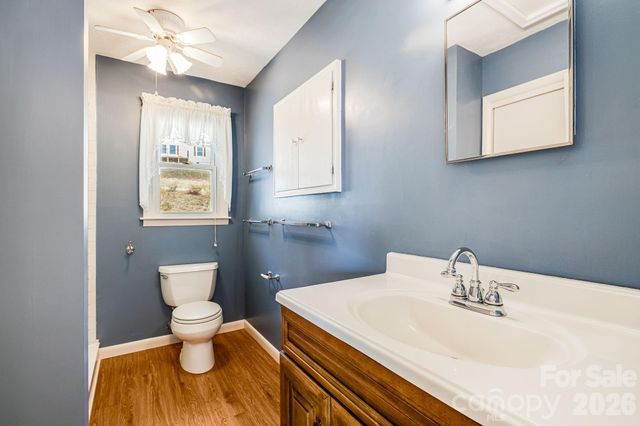 20 Ridge Cross Road, Asheville, NC 28805