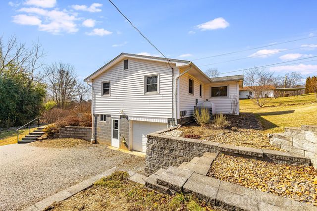 20 Ridge Cross Road, Asheville, NC 28805