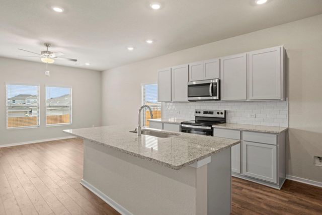 144 Wind Hill, Jarrell, TX 76537