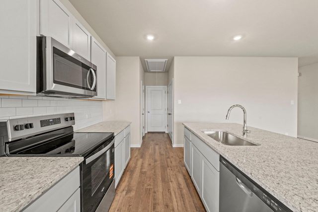 144 Wind Hill, Jarrell, TX 76537