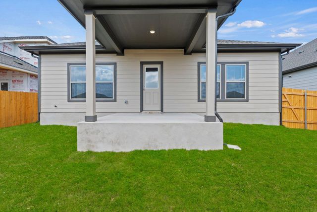 144 Wind Hill, Jarrell, TX 76537