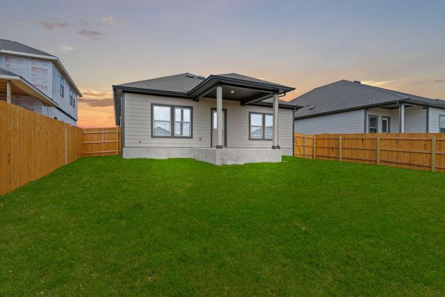 144 Wind Hill, Jarrell, TX 76537