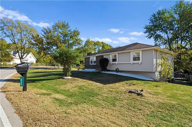 6935 NW Blair Road, Kansas City, MO 64152