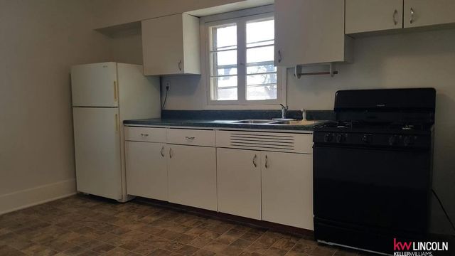 4605 Holdrege Street, Lincoln, NE 68503