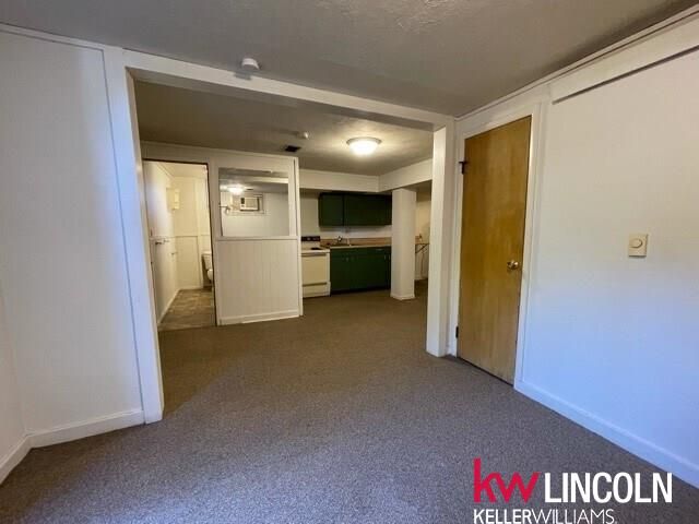 4605 Holdrege Street, Lincoln, NE 68503