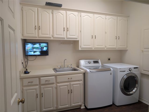 14 Winding Creek Trail, Garland, TX 75043