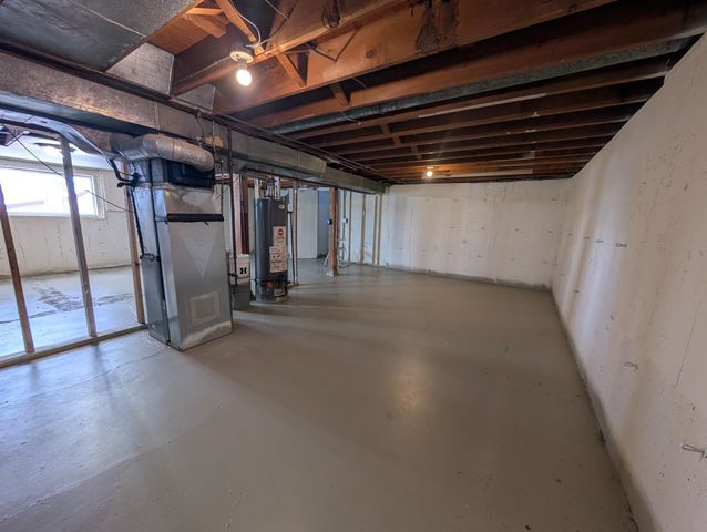 514 NE 11th Ave, Minot, ND 58703