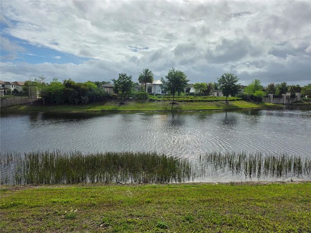 2372 SHADOWLAND LOOP, Winter Park, FL 32792