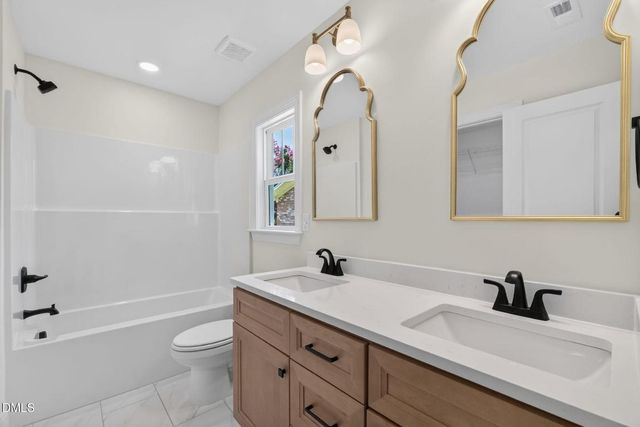 175 Tracy Lane, Dunn, NC 28334