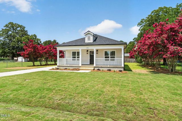 175 Tracy Lane, Dunn, NC 28334