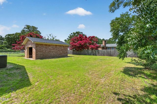 175 Tracy Lane, Dunn, NC 28334