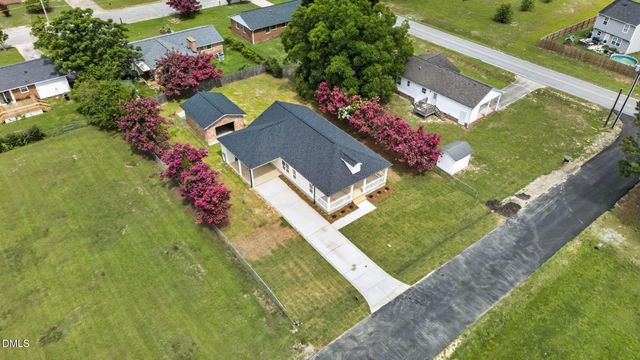 175 Tracy Lane, Dunn, NC 28334