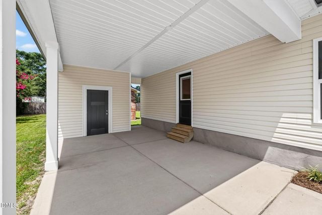 175 Tracy Lane, Dunn, NC 28334