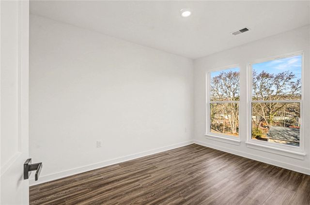 202 Pine Street, Easley, SC 29640