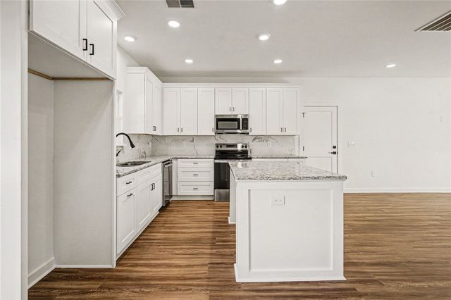 202 Pine Street, Easley, SC 29640