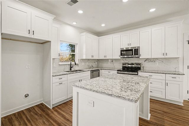 202 Pine Street, Easley, SC 29640