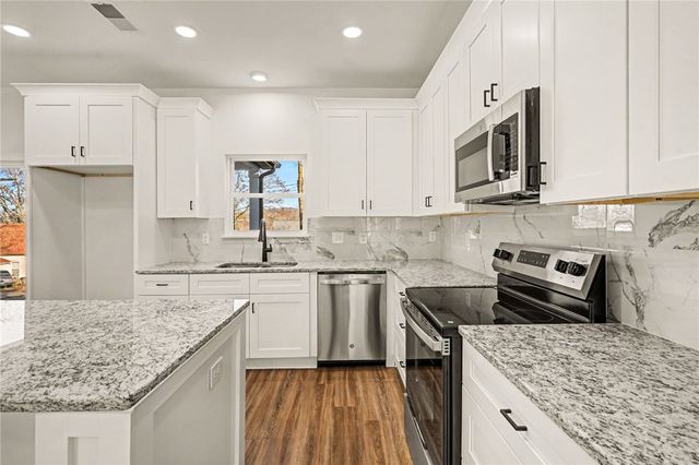 202 Pine Street, Easley, SC 29640